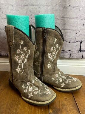 Twister toddler girls size 10 faux leather cowgirl boots